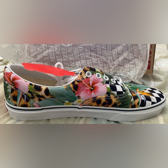 new in box Vans mens 10 tropical TROPICALANMLCH Womans 11.5 Sold out! - Picture 2 of 7
